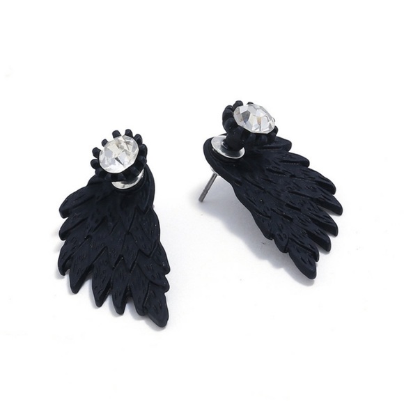 💜3/$24 Angel wing earrings color black si - Picture 3 of 6